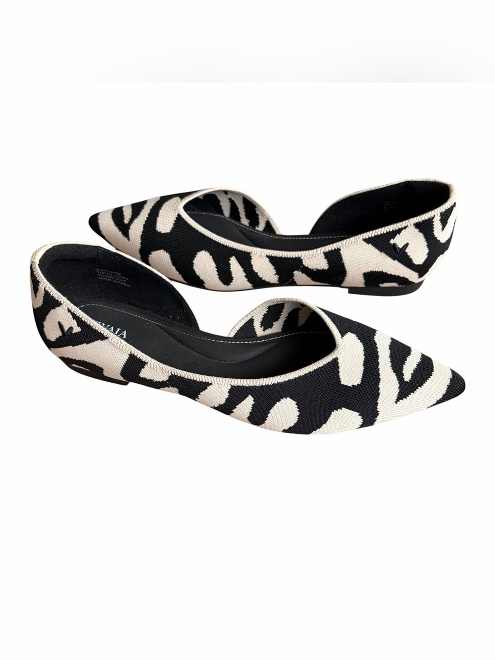VIVAIA Melia flats pointed toe V-cut black white zebra pattern knit upper 41/9.5